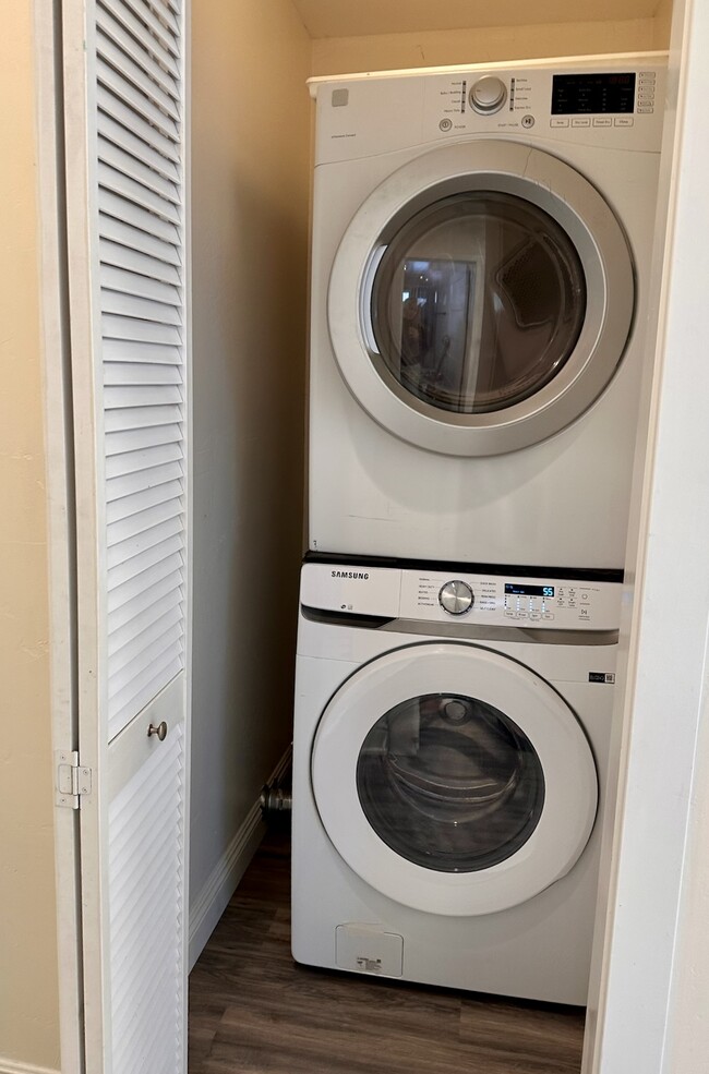 Washer and dryer in unit. - 358 22nd St