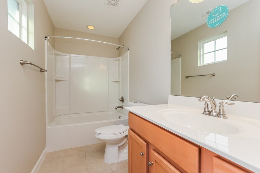 Building Photo - 408 Parmley Ln