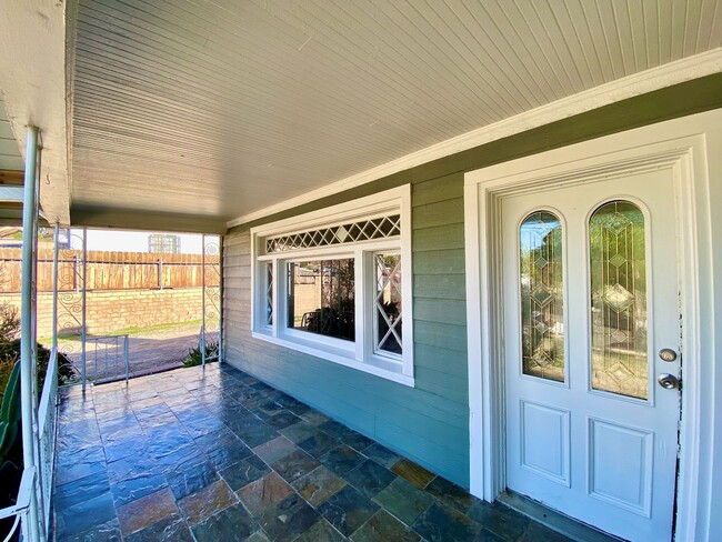 Building Photo - 657 63rd St