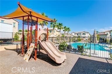 Building Photo - 143 Primrose Dr