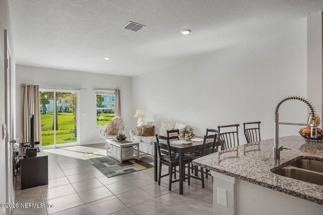 Building Photo - 262 Talulla Trl