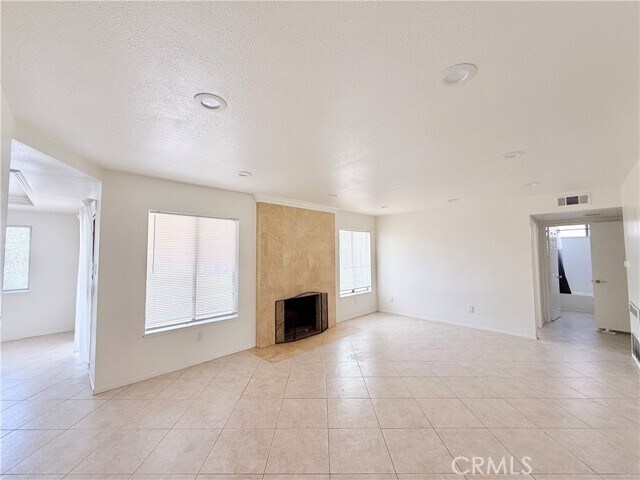 Building Photo - 1360 N Hacienda Dr