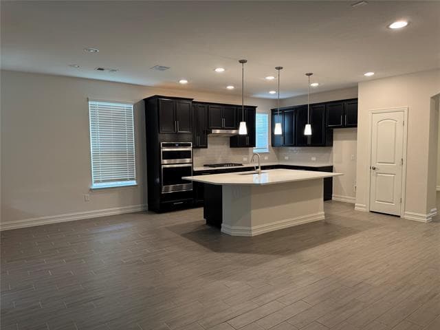 Building Photo - 2724 Southampton Dr