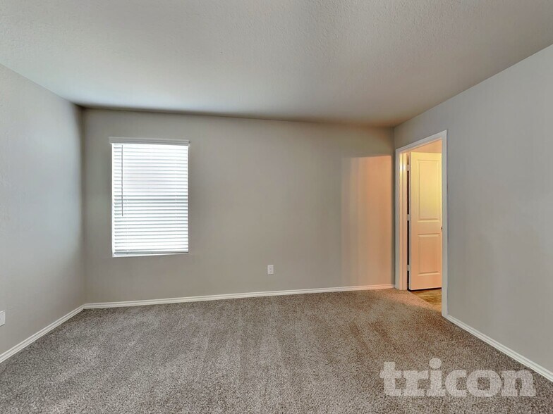 Building Photo - 8525 Amistad Cove