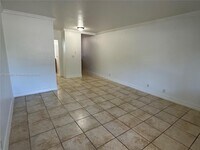 Building Photo - 1400 NE 56th St
