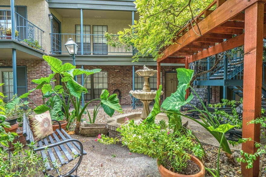 French Place Apartments San Antonio Tx Apartment Finder