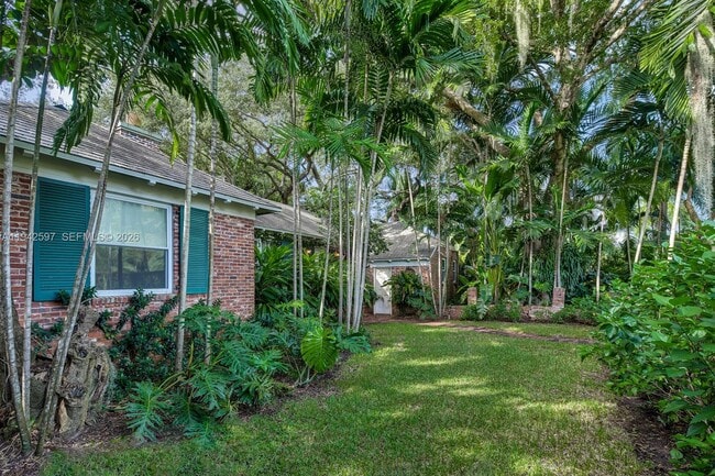 Building Photo - 530 Melaleuca Ln