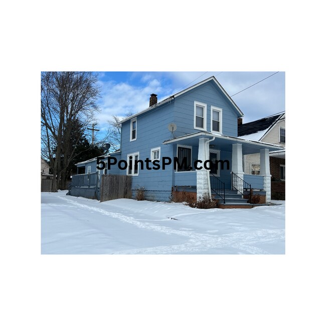 Building Photo - 7805 Bancroft Ave