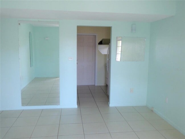 Building Photo - 3372 Croton Terrace