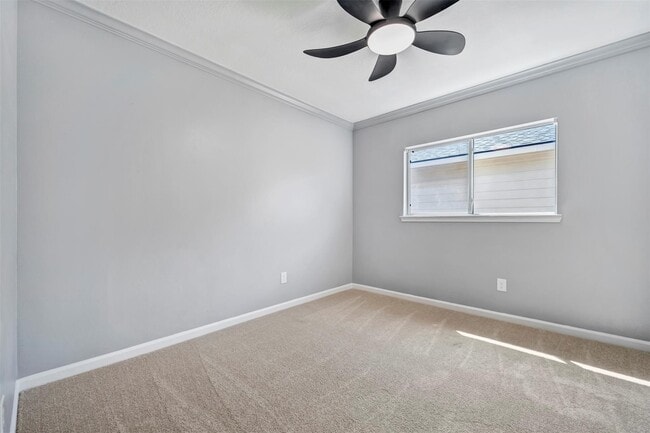 Building Photo - 22250 Queenbury Hills Dr