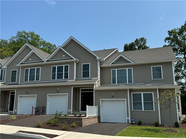 Building Photo - 16 Pinto Rd