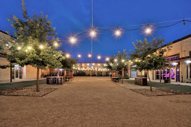 Building Photo - 215 Coca-Cola Pl