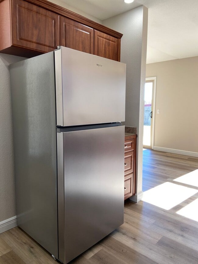 Building Photo - Single-Family Home in Evergreen Ridge, Hollister