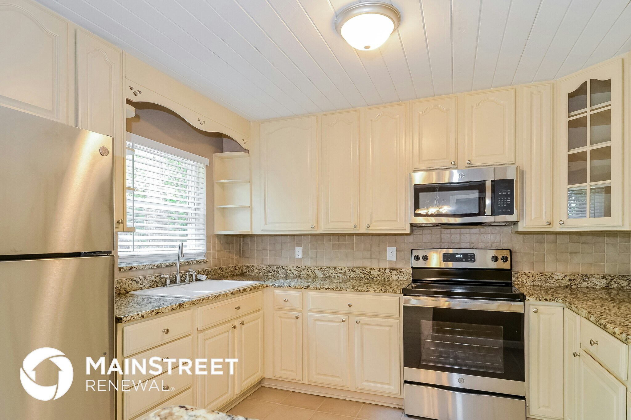 Building Photo - 4440 Naranja Dr S