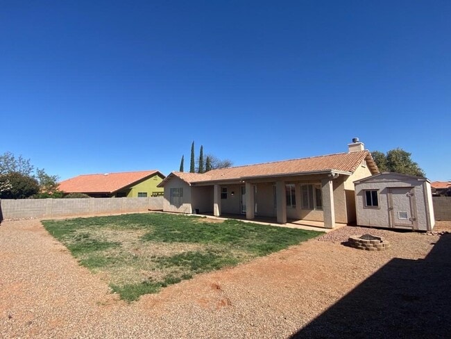 Building Photo - 3817 Camino Arroyo