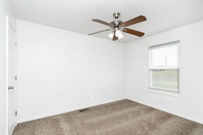 Building Photo - Half Off the First Month's Rent