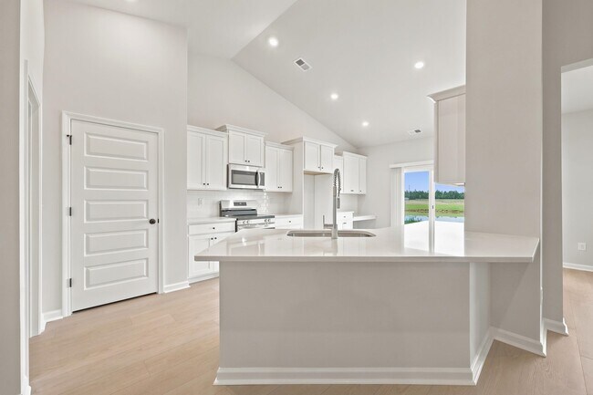 Building Photo - 334 Kindred Spirits Dr