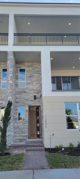 Building Photo - 13545 Larkton Ln