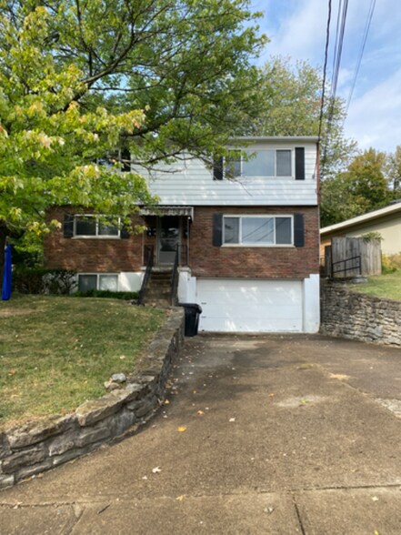 Primary Photo - 4947 Charlemar Dr