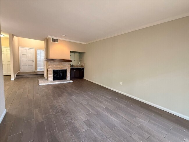 Building Photo - 12625 Memorial Dr