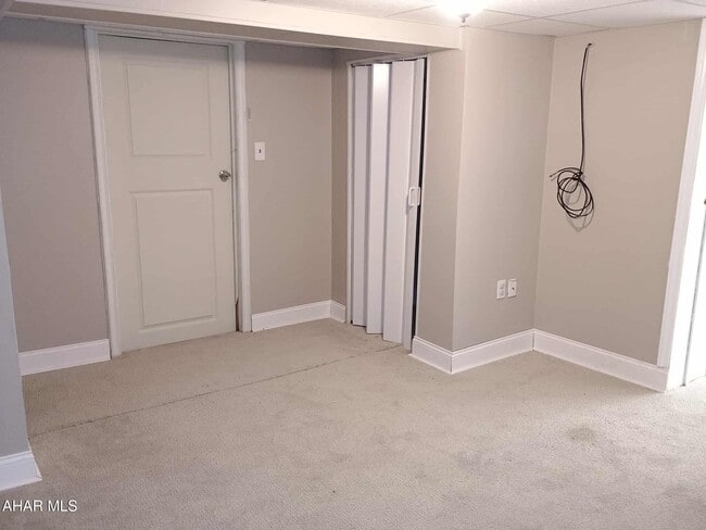 Building Photo - 106 Ruskin Dr