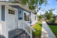 Building Photo - 717 W Spofford Ave