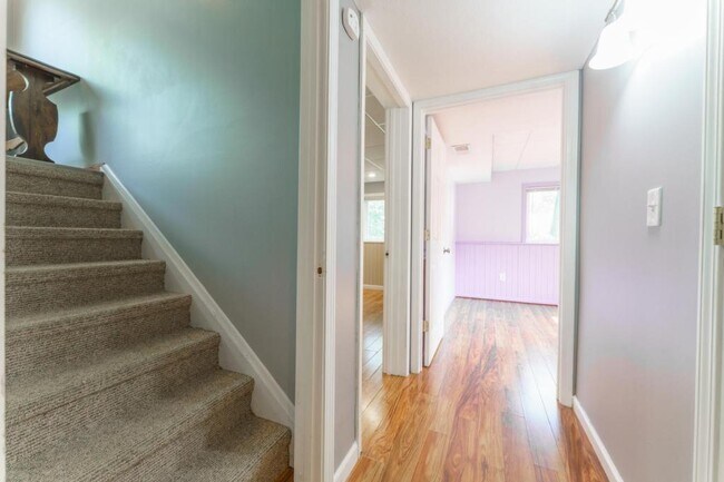 Building Photo - 3620 Zimmer Rd