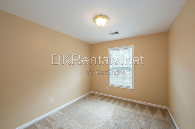 Building Photo - 7712 Autry Cir