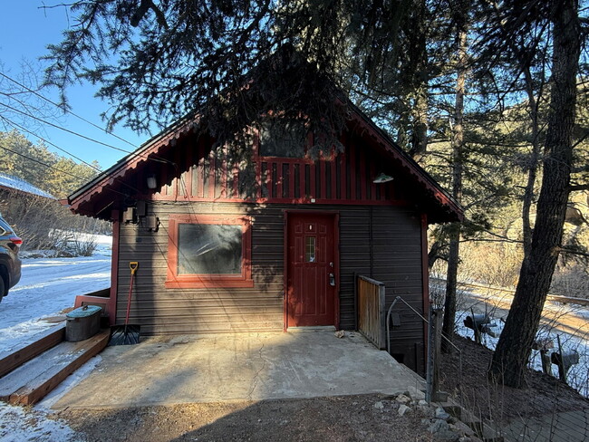 Primary Photo - Adorable Duplex on Upper Bear Creek!!