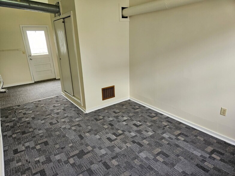 Office - 9 Grant St