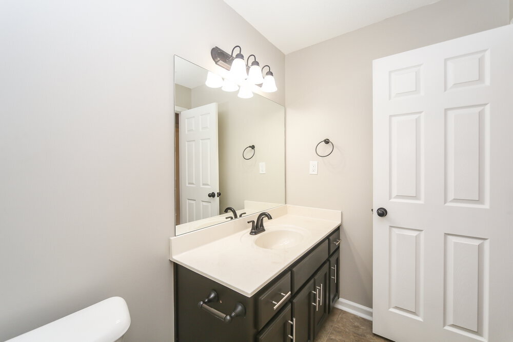 Building Photo - 7333 Green Ash Dr