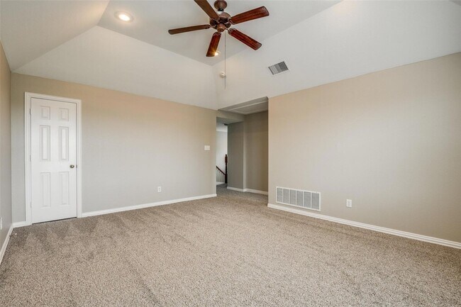 Building Photo - 130 Cassandra Dr