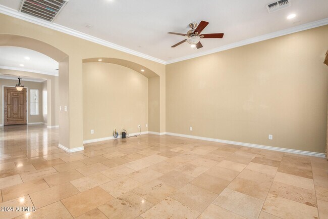 Building Photo - 7453 N 85th Dr