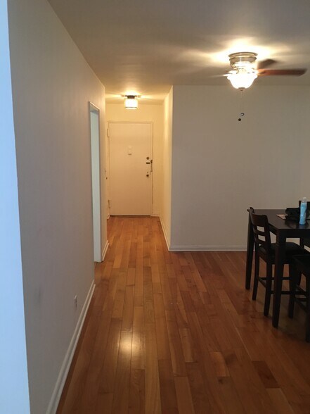 Building Photo - 39 Glenbrook Rd