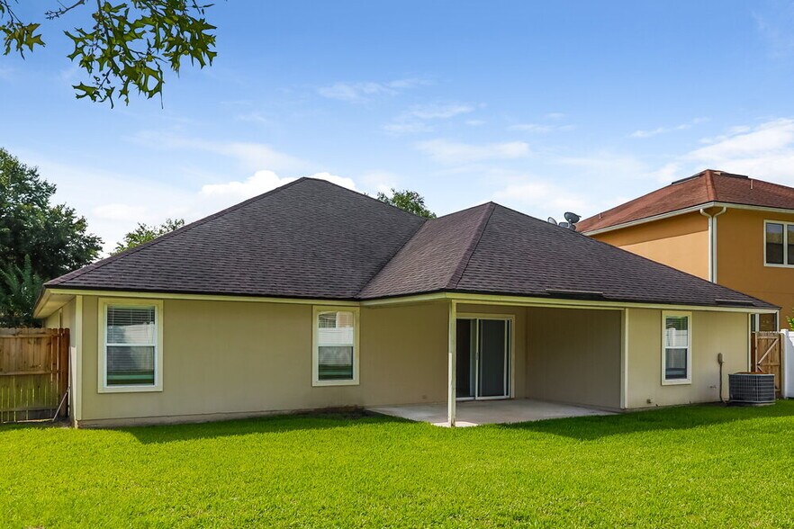 Building Photo - 3460 Live Oak Hollow Dr