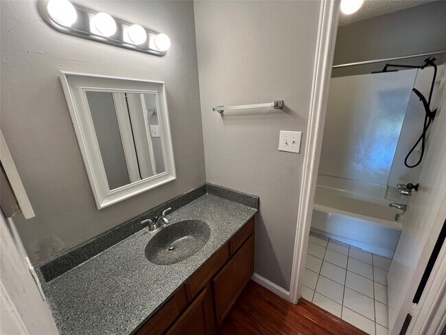 Building Photo - 8479 Sands Point Dr