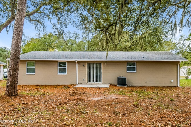 Building Photo - 1349 Eagle Cove Rd N