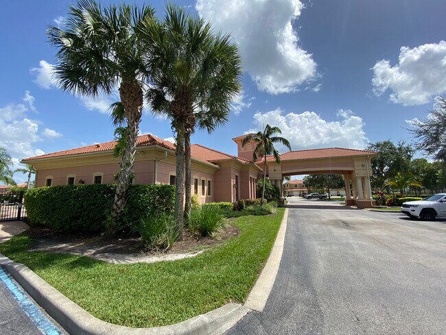 Building Photo - 7472 Bristol Cir