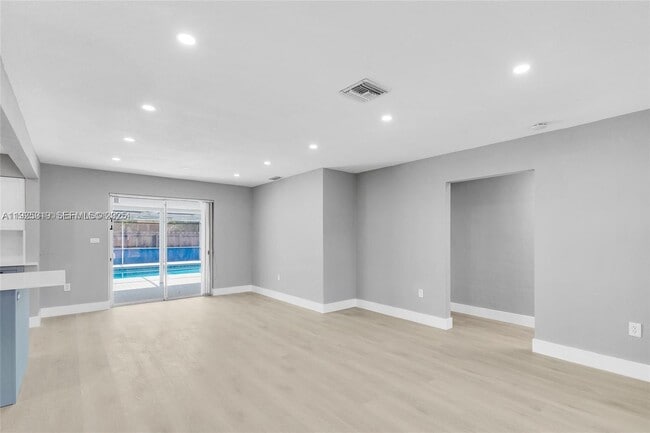 Building Photo - 3801 N 66th Ave