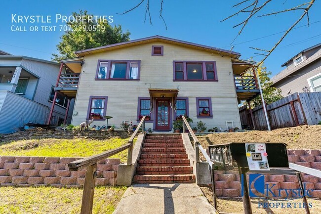 Primary Photo - 517 Alhambra St