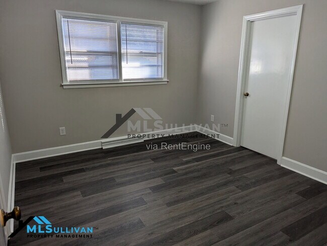 Building Photo - 500 N Wilba Rd