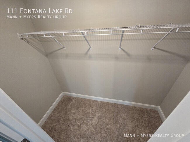 Building Photo - 111 Fontana Lake Rd