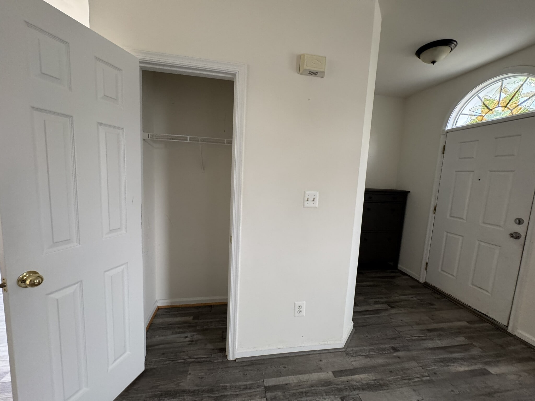coat closet/entree - 336 Baish Dr SE