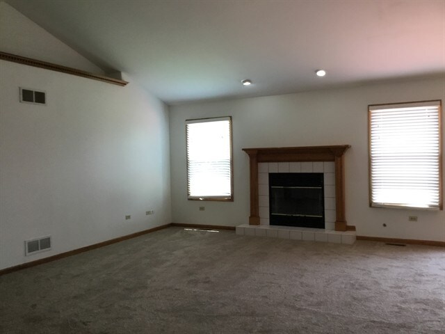 Building Photo - 5139 Fairground Ct