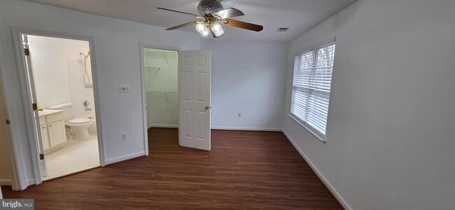 Building Photo - 20544 Blue Heron Terrace