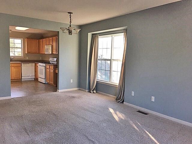 Building Photo - 3105 Promenade Cir