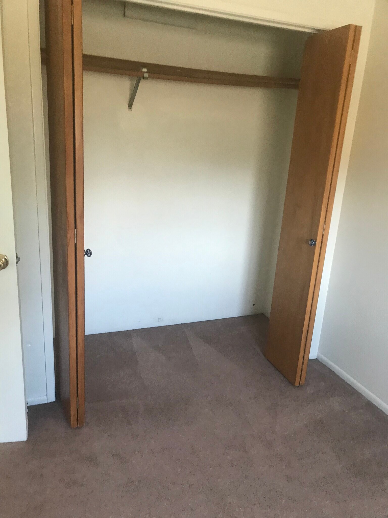 Bedroom closet size - 630 Chestnut St