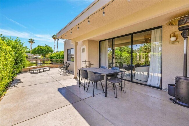 Building Photo - 48110 Cll Seranas