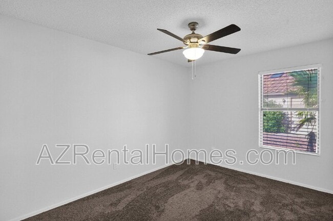 Building Photo - 3841 E Bighorn Ave