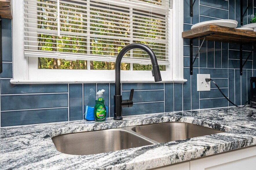 Building Photo - 1263 Sweet Pine Dr